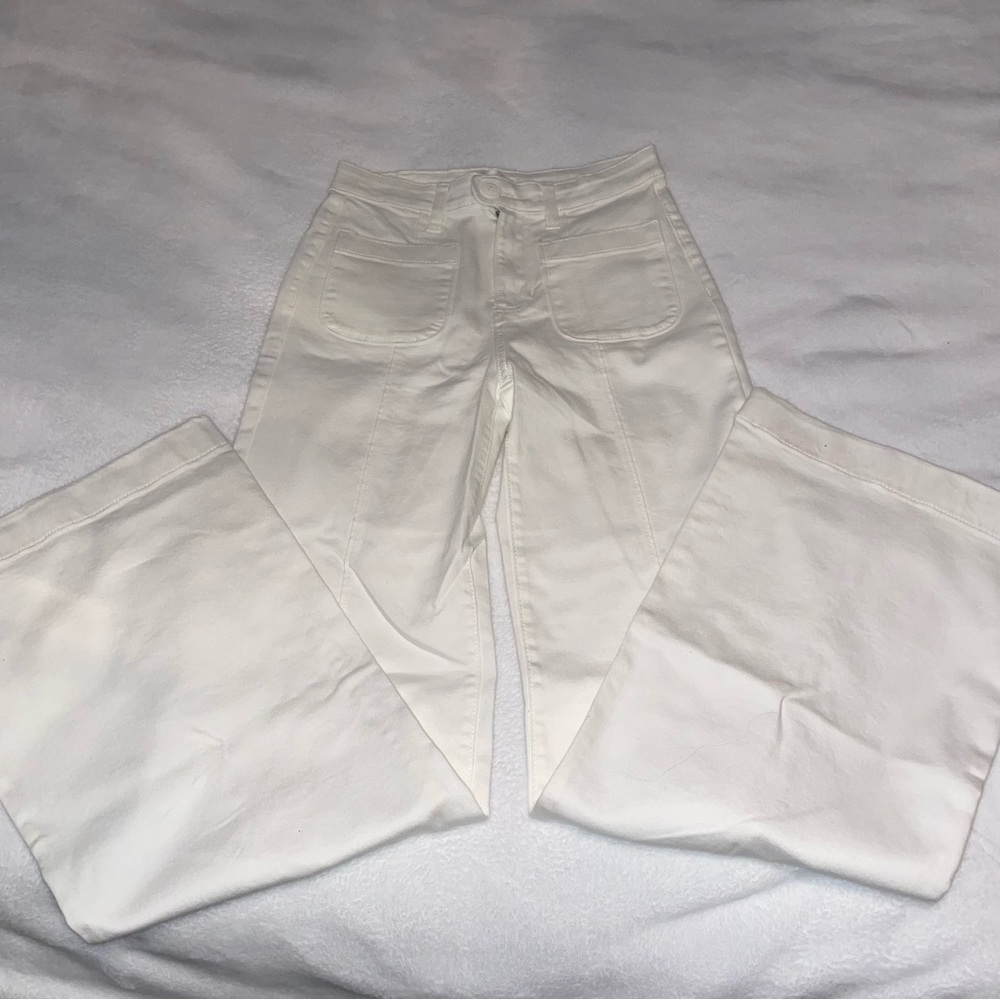 Lauren Conrad White Flare Jeans Size 2